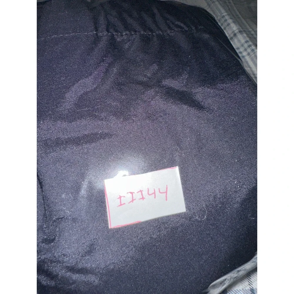 Nike part zipper